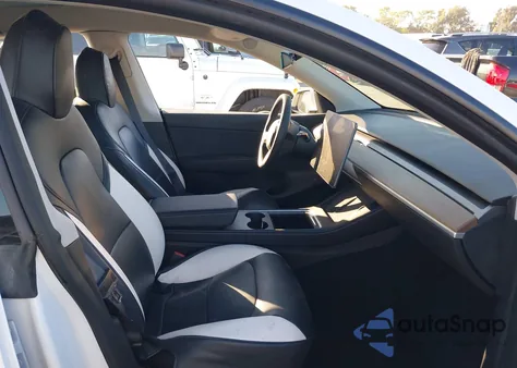 2022 Tesla Model Y Long Range Dual Motor All-Wheel Drive from USA, damaged, VIN 7SAYGDEE2NF450206